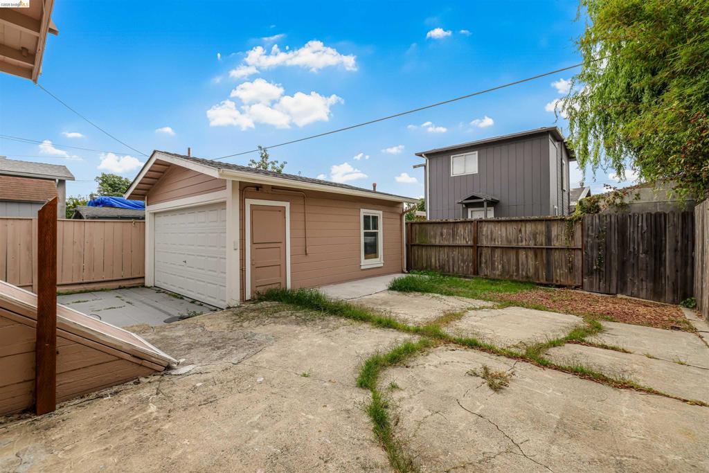 6007 San Pablo Ave Property Photo 45