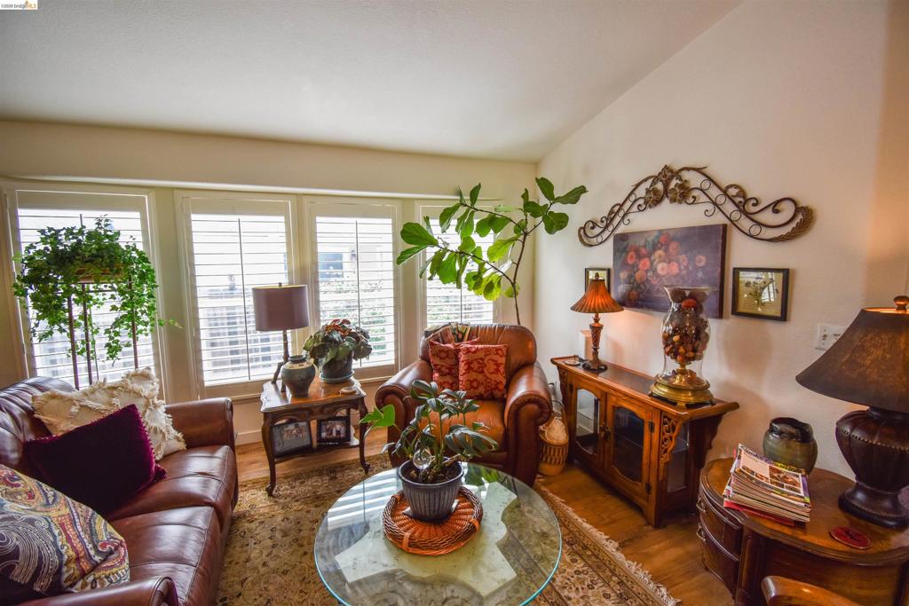12700 Red Maple Cir. #47 Property Photo 6