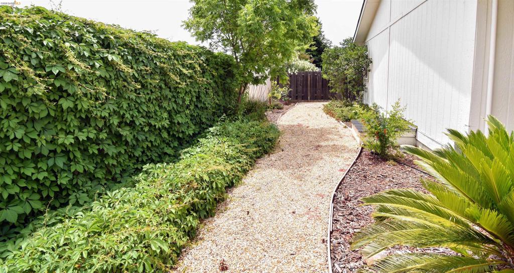 12700 Red Maple Cir. #47 Property Photo 33