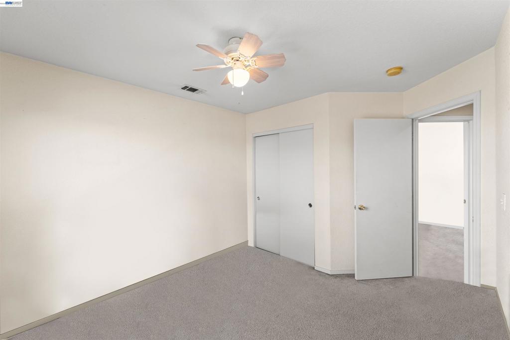 1153 Syracuse Ln Property Photo 13