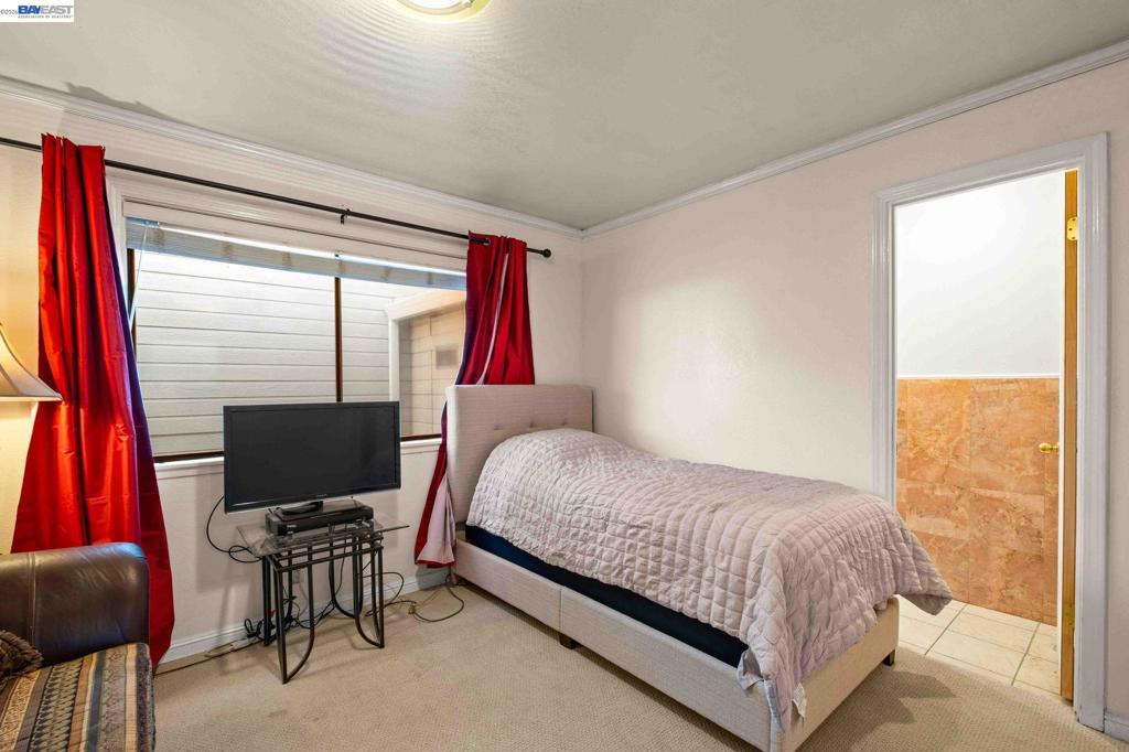 8591 Beverly Ln Property Photo 15
