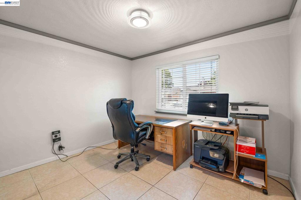 8591 Beverly Ln Property Photo 17