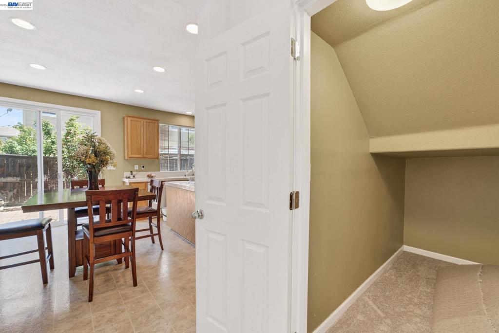 9348 Vintner Circle Property Photo 11