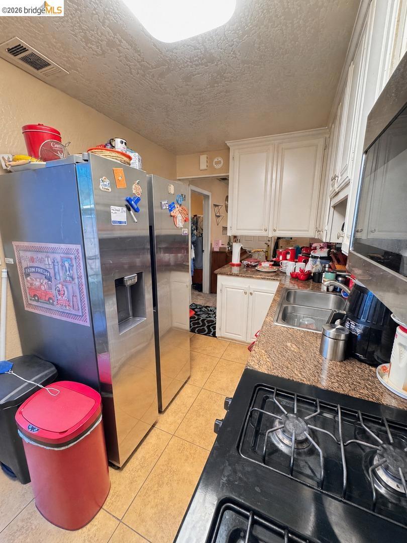 2236 E Stadium Dr Property Photo 8
