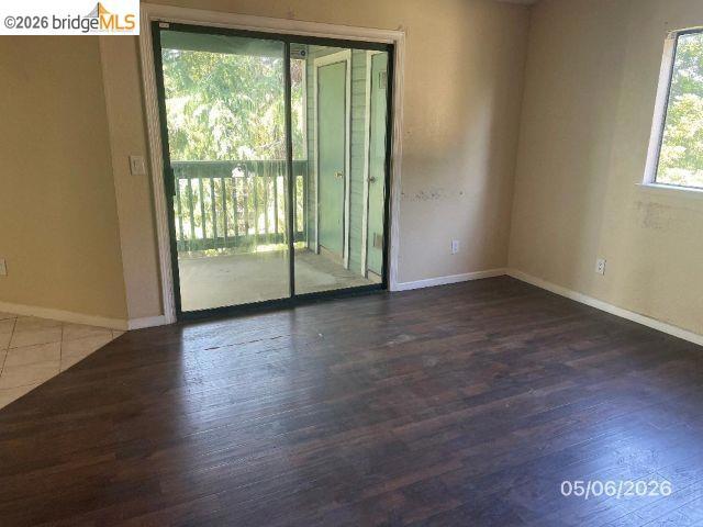 2923 Winding Ln Property Photo 2