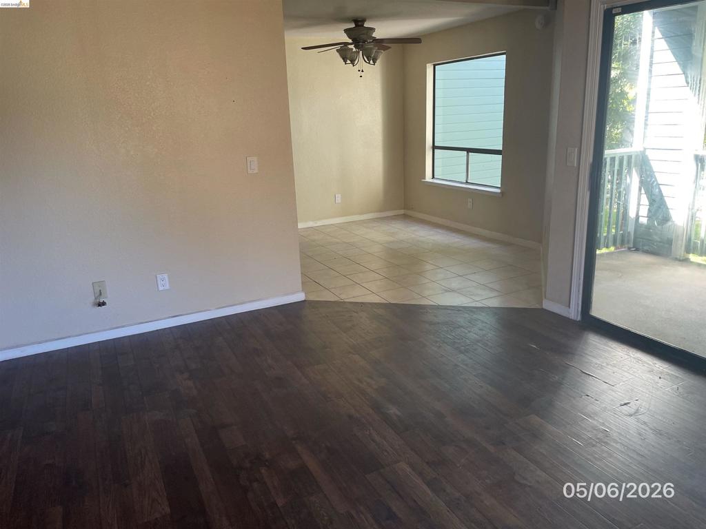 2923 Winding Ln Property Photo 3