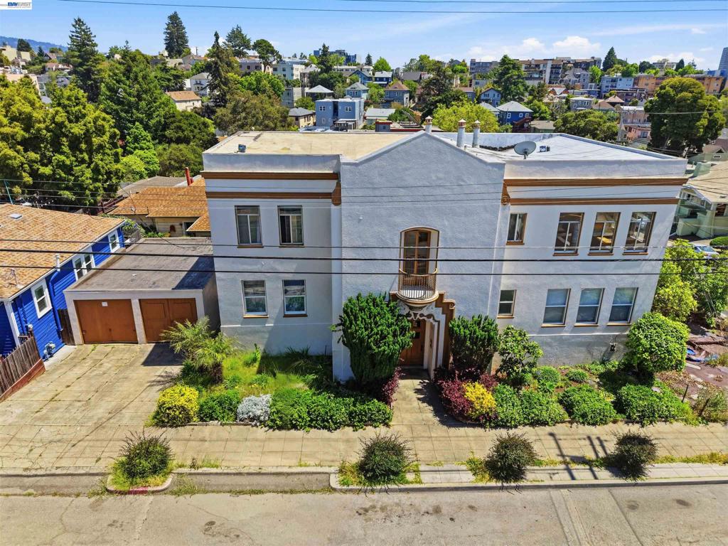 304 Fairmount Ave Property Photo 1