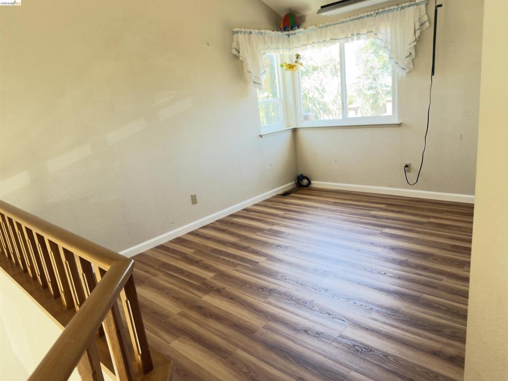 10 Live Oak Property Photo 7