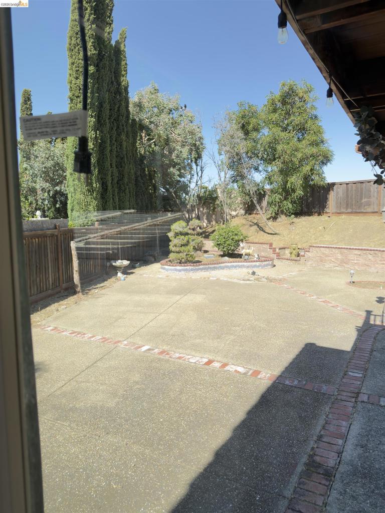 10 Live Oak Property Photo 14