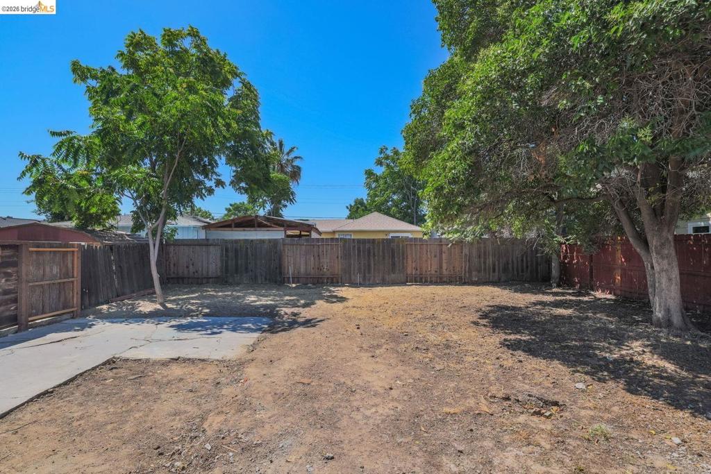 239 Rossi Ave Property Photo 27