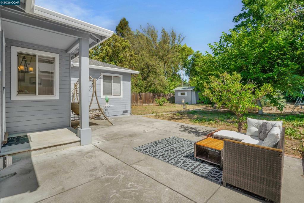 144 Roslyn Dr Property Photo 23
