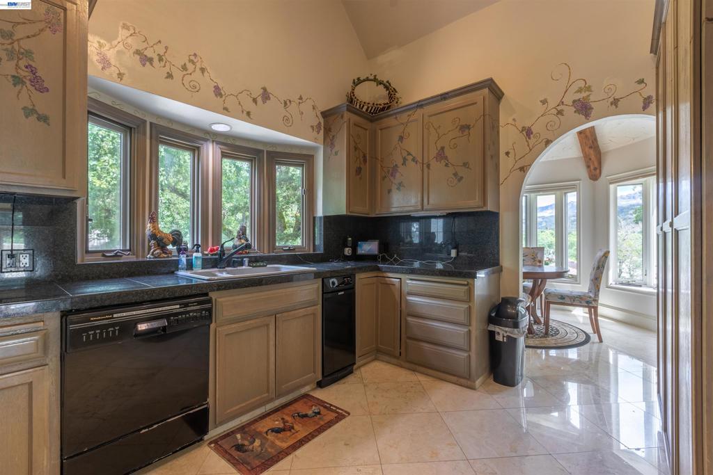 3 Lerner Drive Property Photo 21