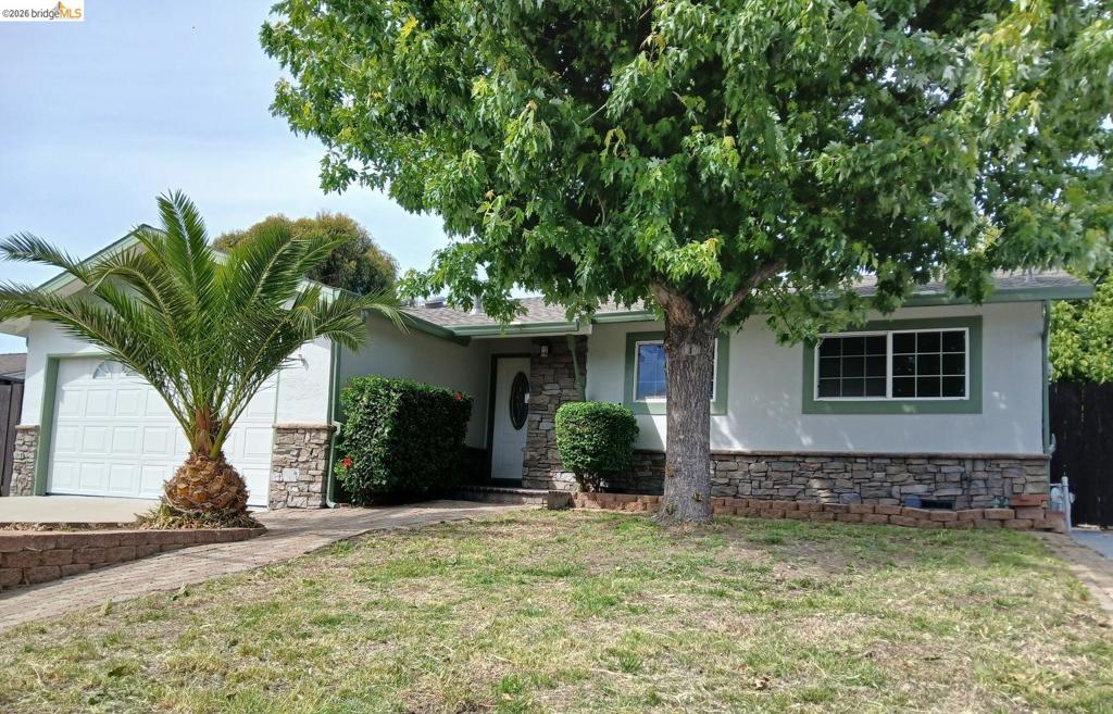 2332 Saint George Dr Property Photo