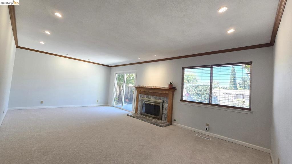 2332 Saint George Dr Property Photo 6
