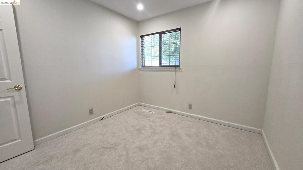 2332 Saint George Dr Property Photo 18