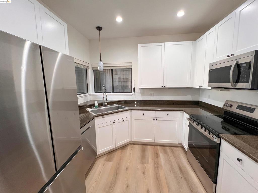 450 Pine Ridge Dr. Property Photo 4