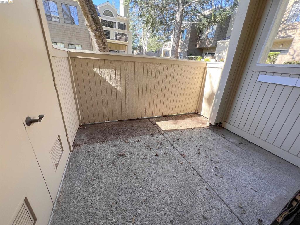 450 Pine Ridge Dr. Property Photo 18