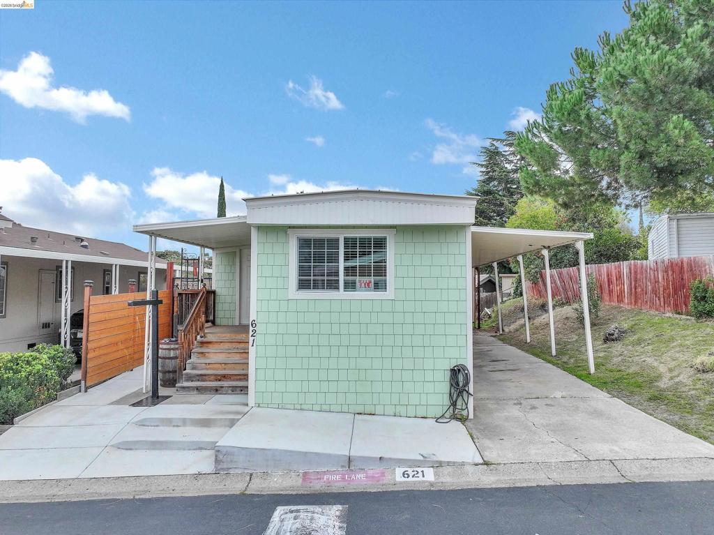621 Bounty Property Photo 2