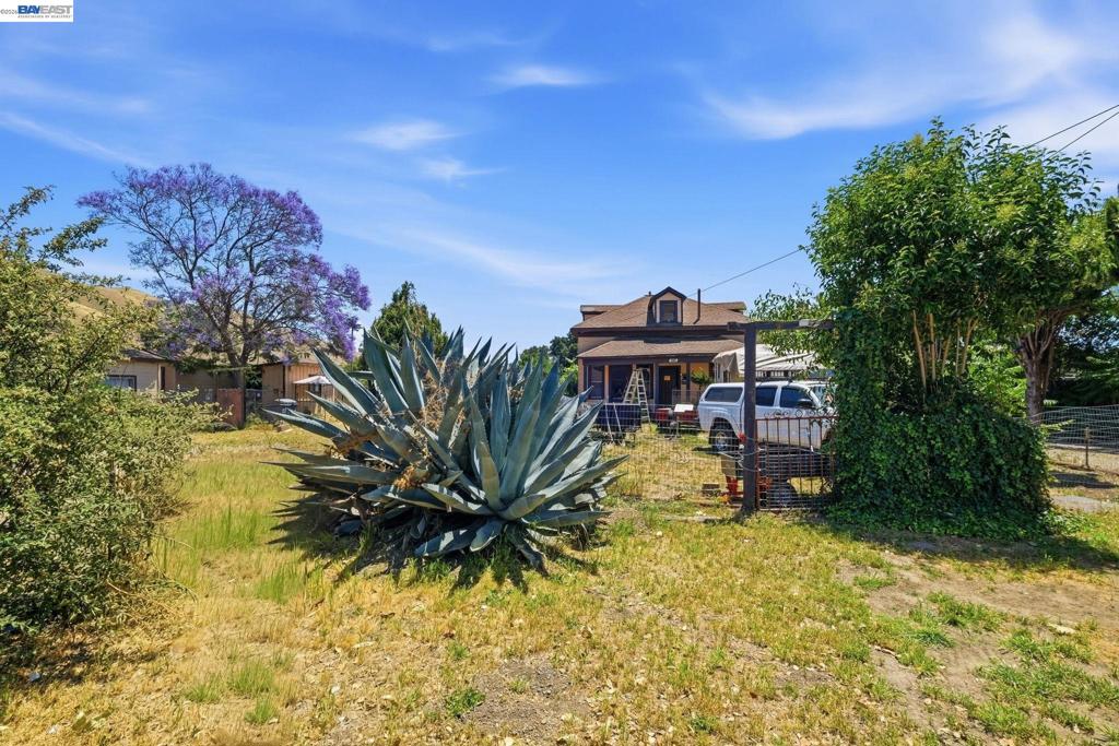 585 Old Canyon Rd Property Photo 15
