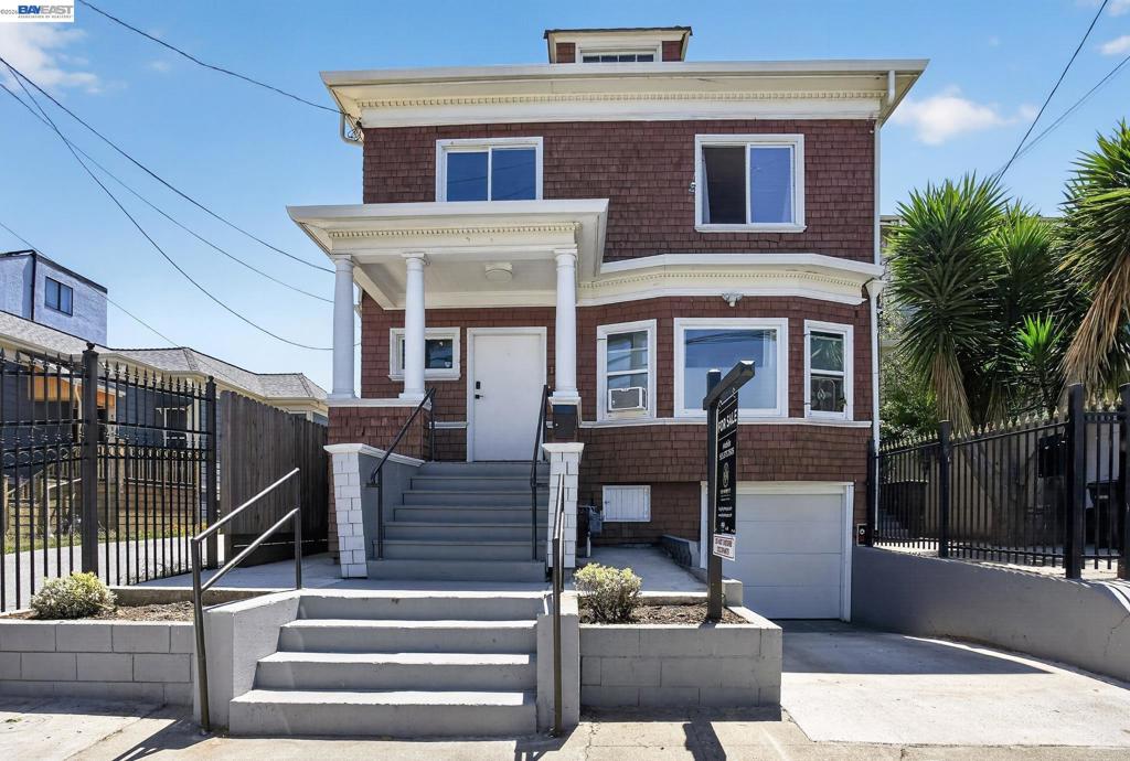 1810 Adeline St Property Photo 1