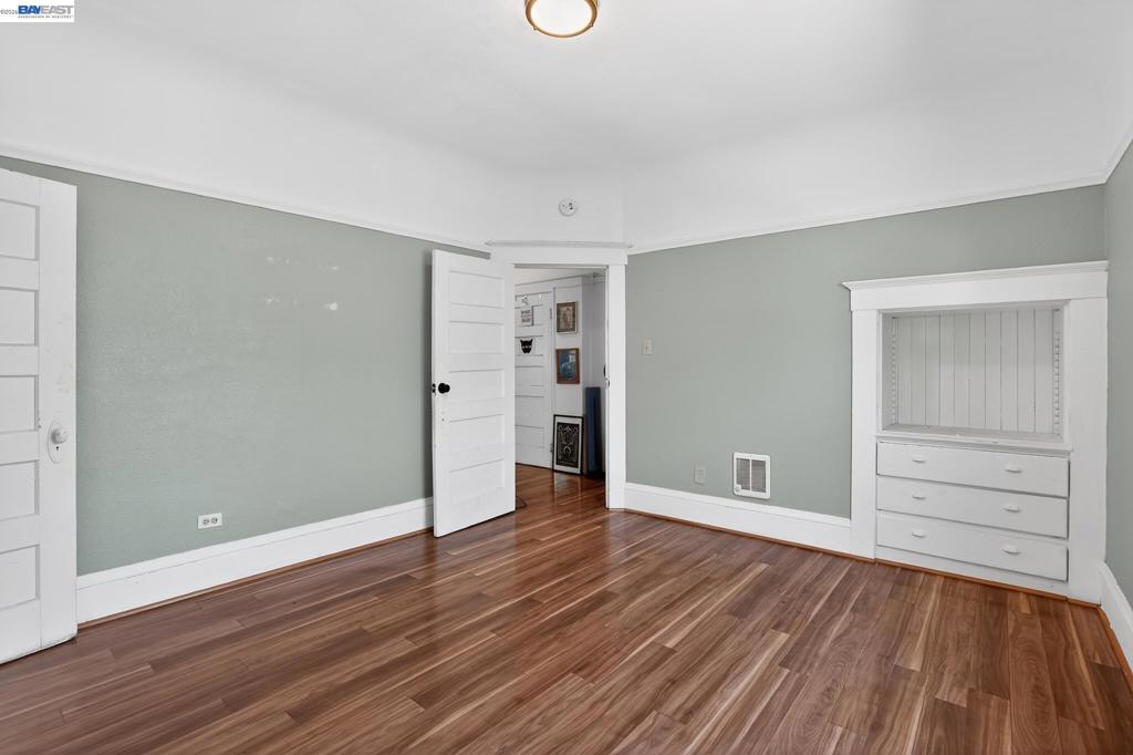 1810 Adeline St Property Photo 20