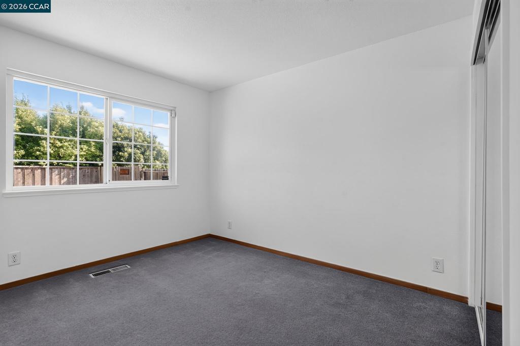 550 Lori Dr Property Photo 23