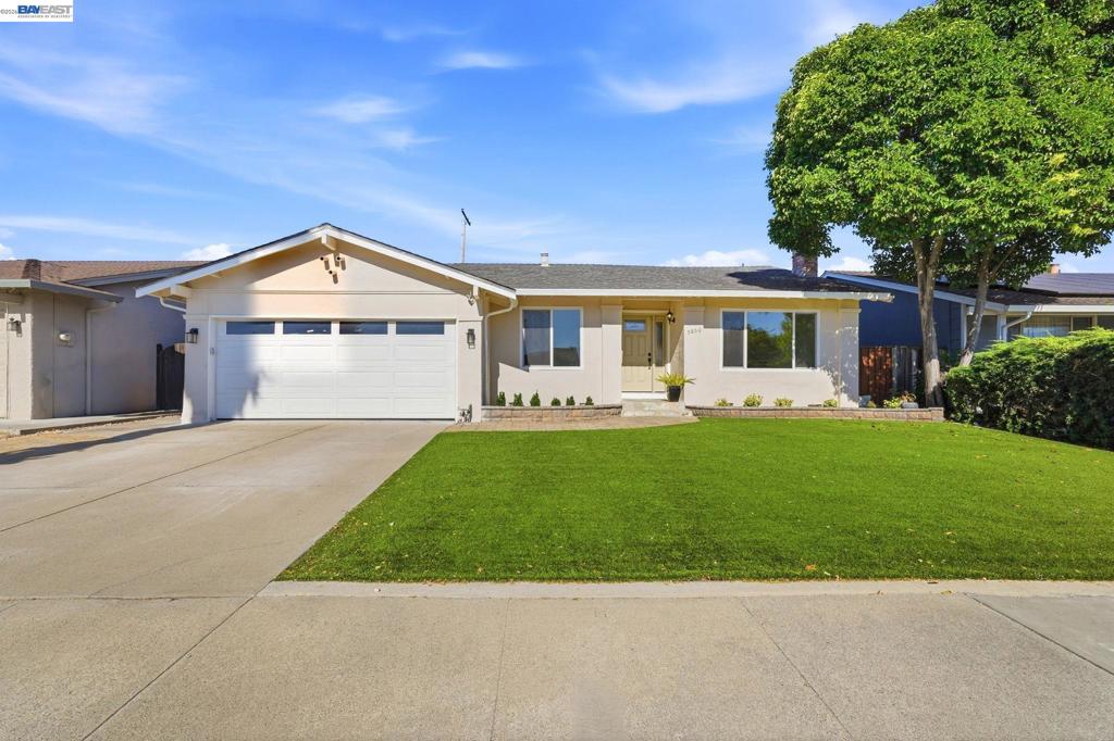 5850 Lalor Dr Property Photo 1