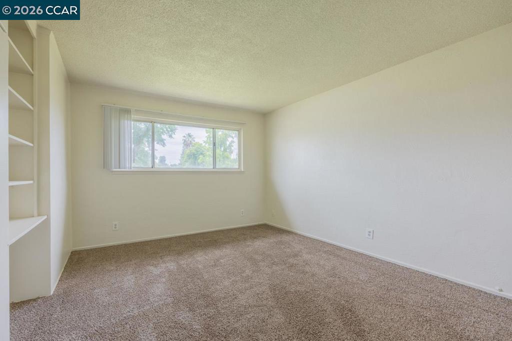 6118 Rutland Dr Property Photo 10