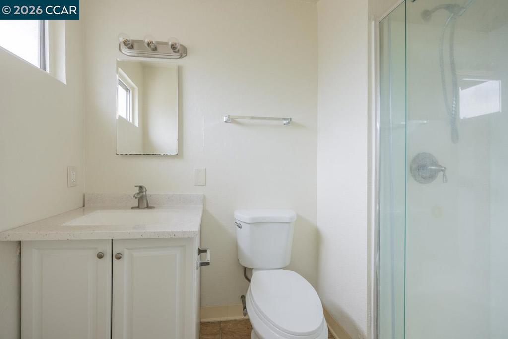 6118 Rutland Dr Property Photo 12