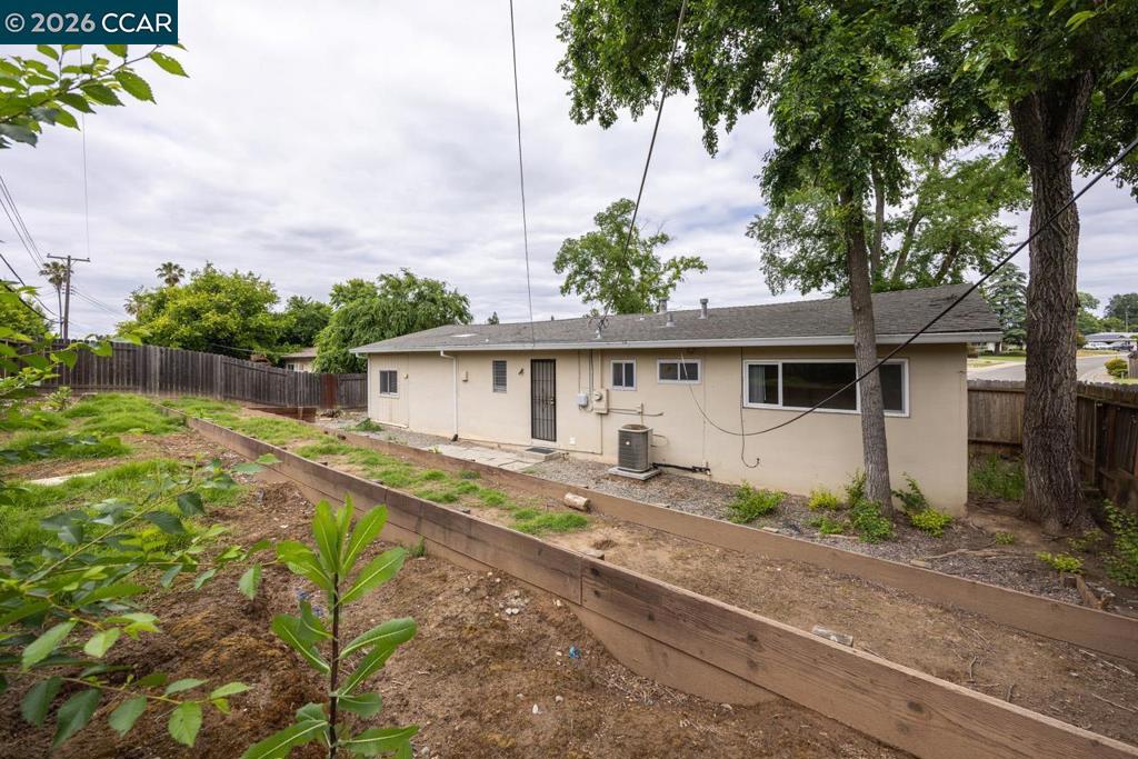 6118 Rutland Dr Property Photo 18