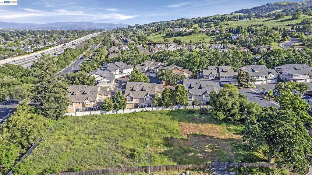 19251 San Ramon Valley Bl Property Photo 1