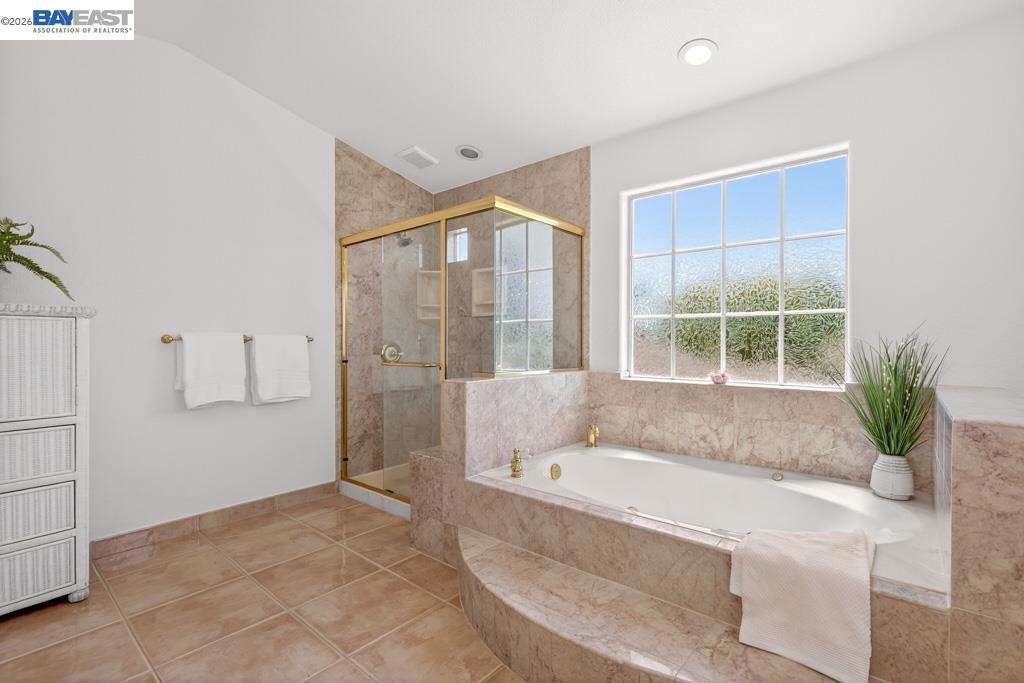 3249 Greenwood Dr Property Photo 45