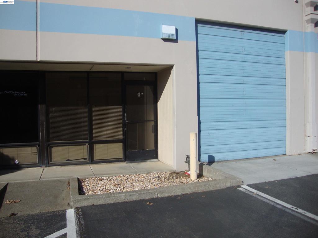 2519 W. Winton Ave #2d Property Photo 2
