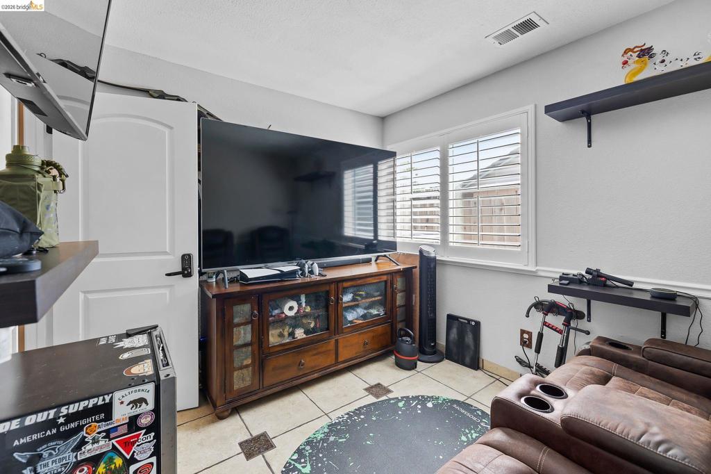 2055 Truman Ln Property Photo 12