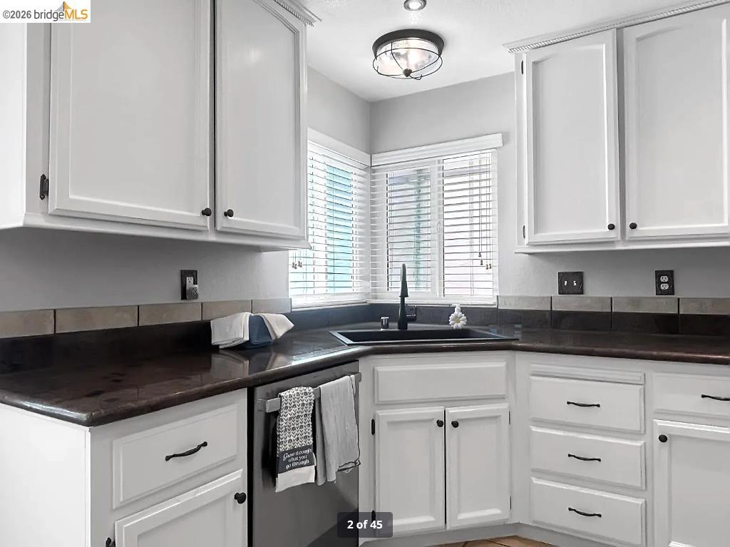 2055 Truman Ln Property Photo 20