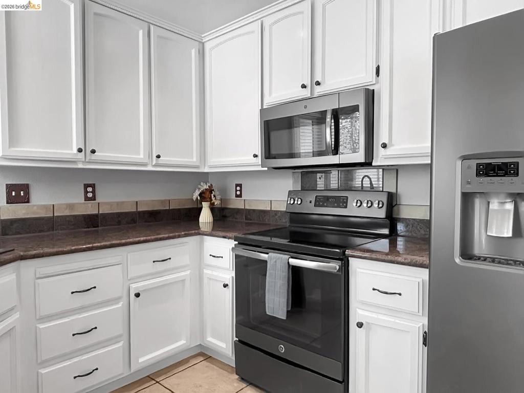2055 Truman Ln Property Photo 21