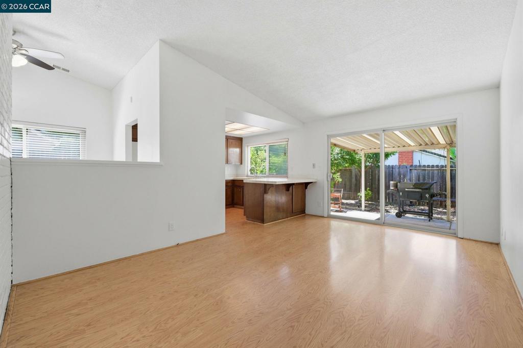 1100 Shaddick Dr Property Photo 6