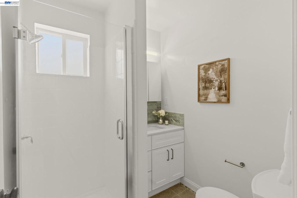 277 Shore Rd. Property Photo 19