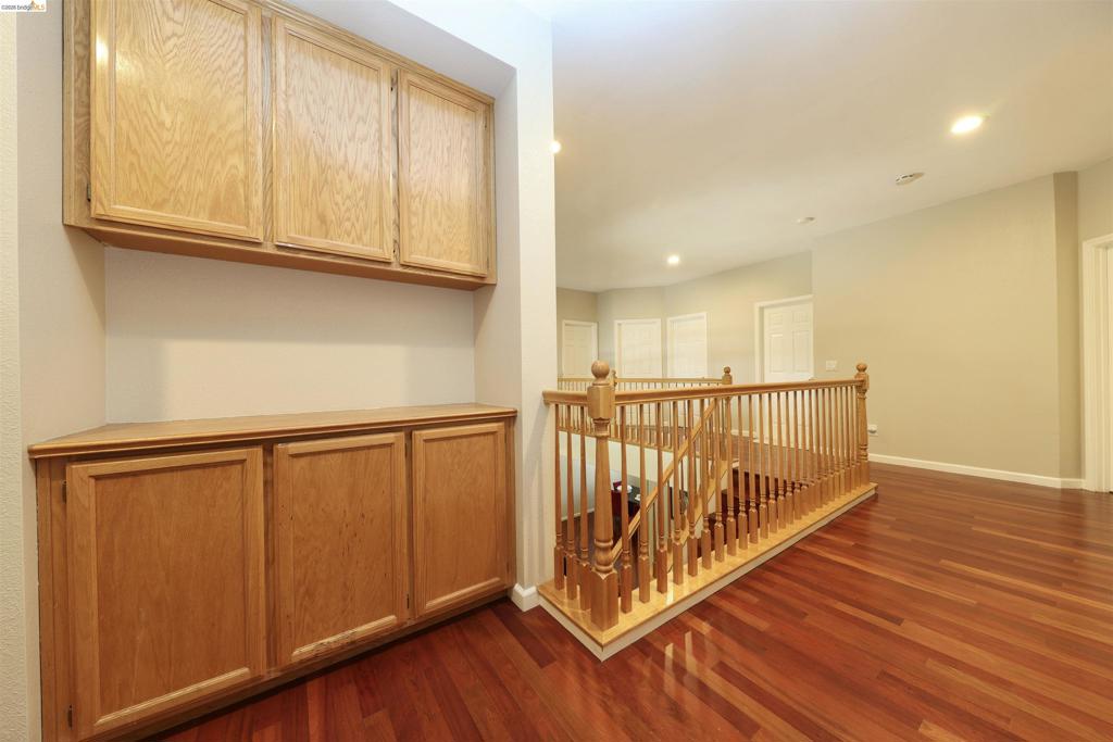 2641 Forty Niner Way Property Photo 10