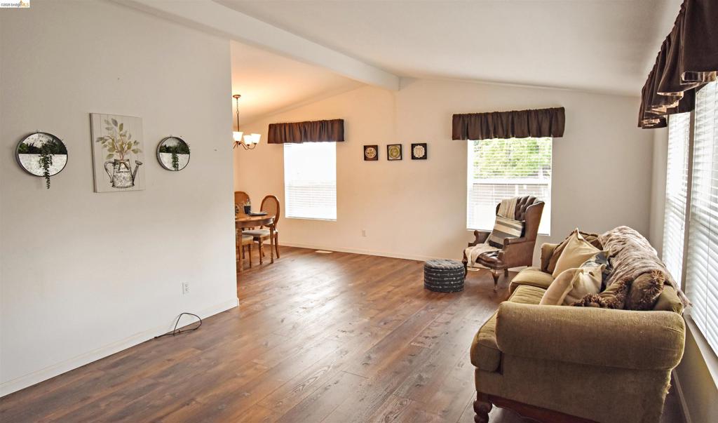 18717 Mill Villa Rd. #622 Property Photo 3