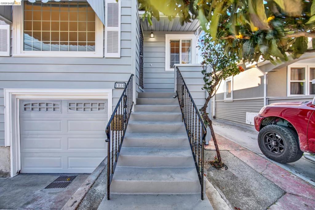 1510 67th Ave Property Photo 2