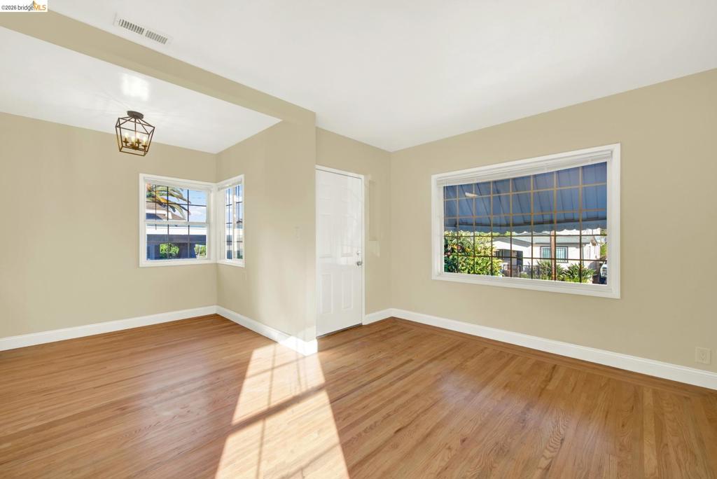 1510 67th Ave Property Photo 4