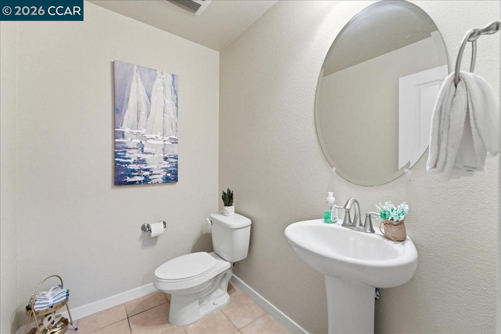 108 Serra Way Property Photo 10
