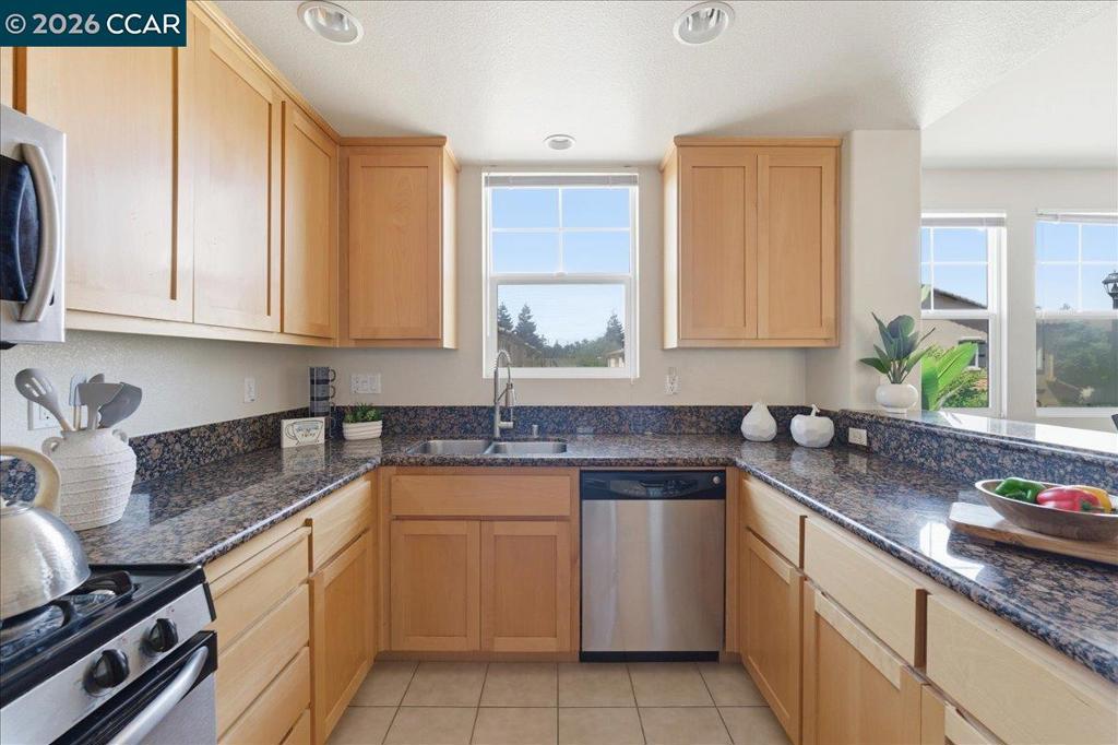 108 Serra Way Property Photo 14