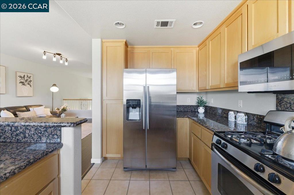 108 Serra Way Property Photo 15