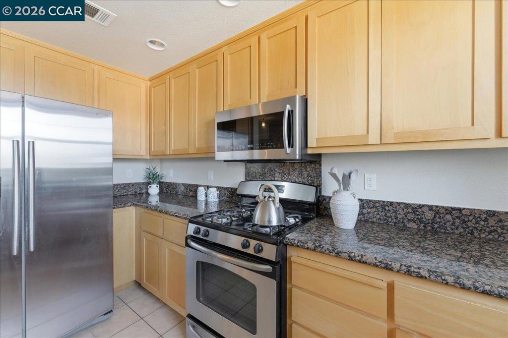 108 Serra Way Property Photo 16