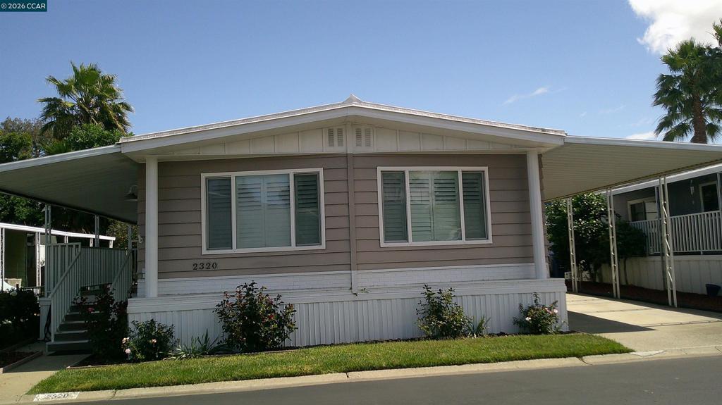 2320 Dalis Dr Property Photo 1