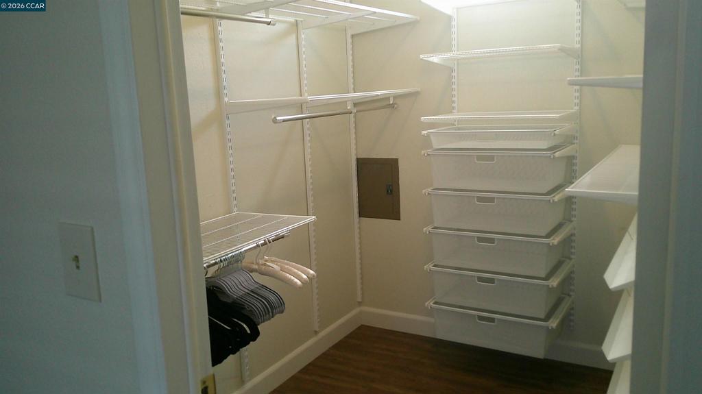2320 Dalis Dr Property Photo 9