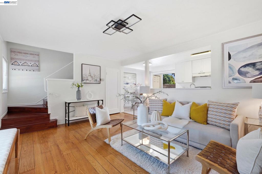 1507 137th Ave Property Photo 2