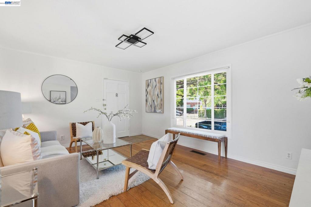 1507 137th Ave Property Photo 3